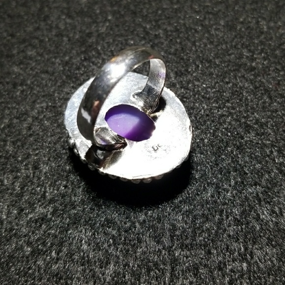 Size 7 ring - Picture 3 of 3